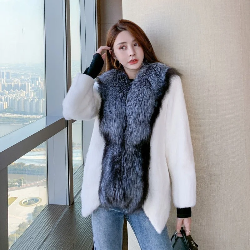 Branded JacketsWomen's Winter Natural Mink Fur Leisure Style Thick Short Jackets